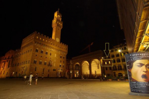 Piazza Signoria 1, apartment Florence